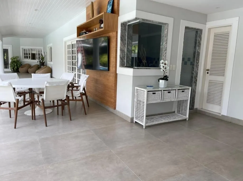 Casa 984m² no Malibu — melhor custo-benefício do catálogo